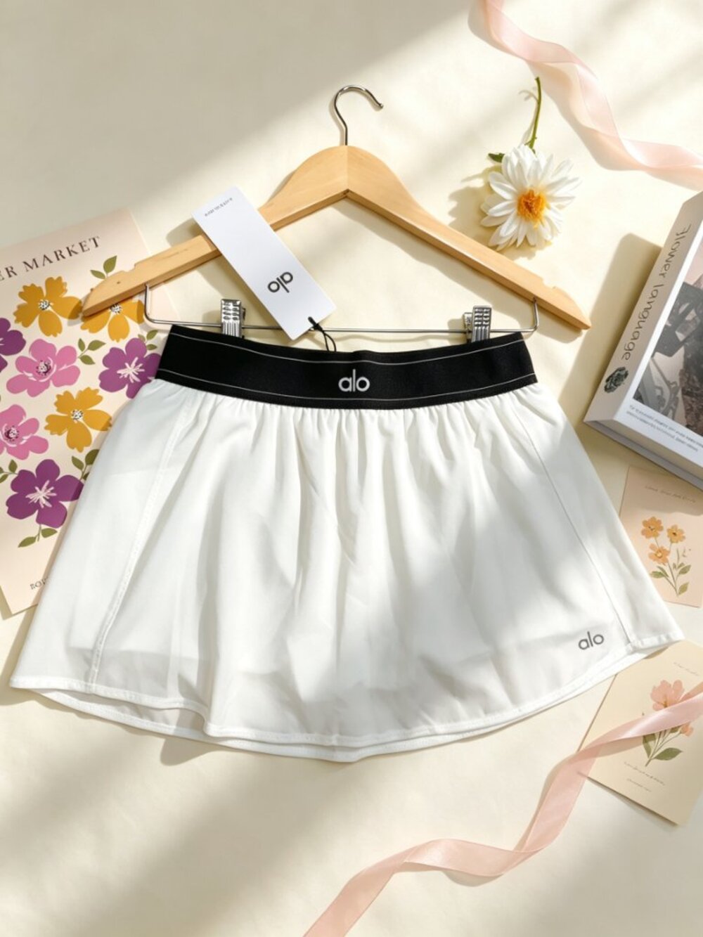 ALO Yoga Women's White Tennis Skirt✨New Sporty Chic Match Point - Picture 9 of 9